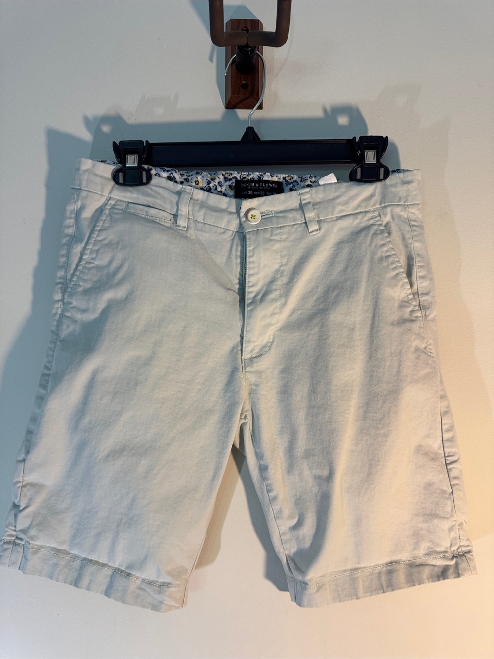 Denim & Flower Men’s Flat Front Shorts in Light Cream